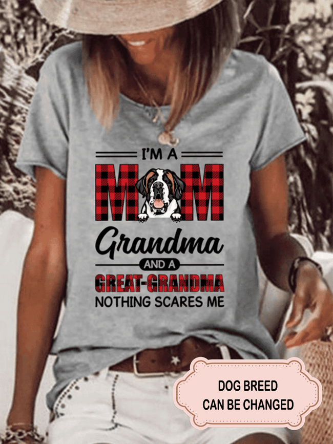 Women's I'm A Mom A Grandma And A Great-Grandma Personalized Custom T-shirt